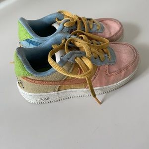 Air Force 1 Low LV8 Next Nature Sun Club Nikes